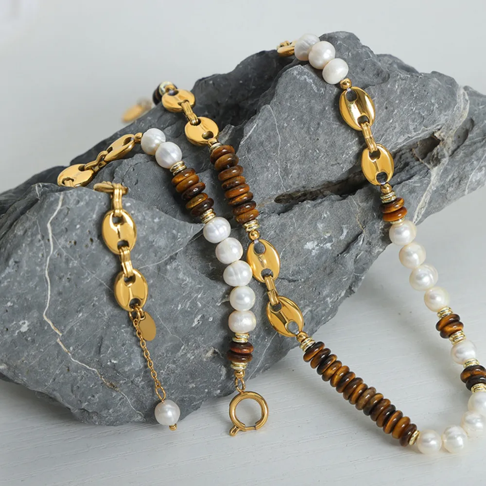 18K Gold-Plated Titanium Steel Bracelet - Gold - Image 3